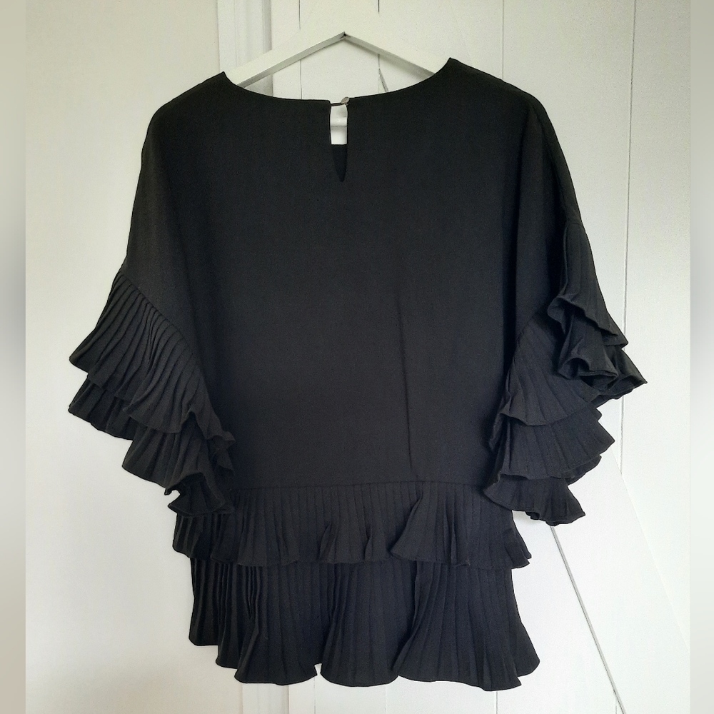 Pleated ruffle hem loose fit top